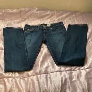 Women’s relaxed straight jeans